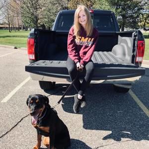 Meet your Posher, Emily